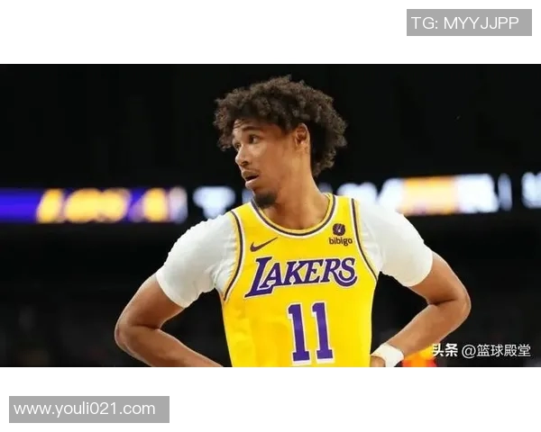 湖人117-112灰熊3喜1忧！2替补证明价值，里弗斯东契奇兼容难兼容